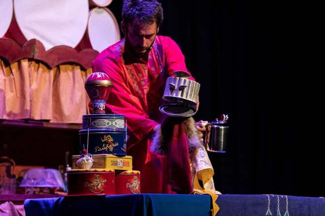 Caricata Teatro presenta el espectáculo de marionetas "Mil y Una"