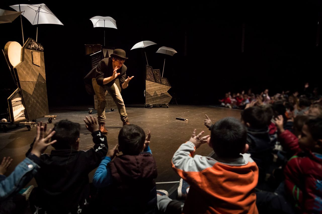"Nubes con bebés”, un espectáculo de La Petita Malumaluga