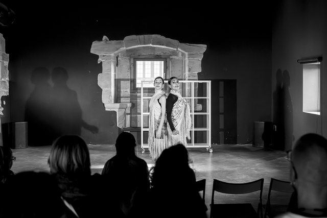 "En la casita Klimt", un relato de danza-teatro de Escena Miriñaque