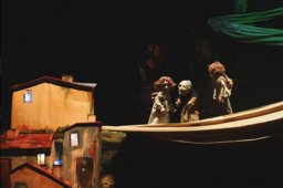 "El escondite de la abuela", teatro de títeres de La Tartana Teatro