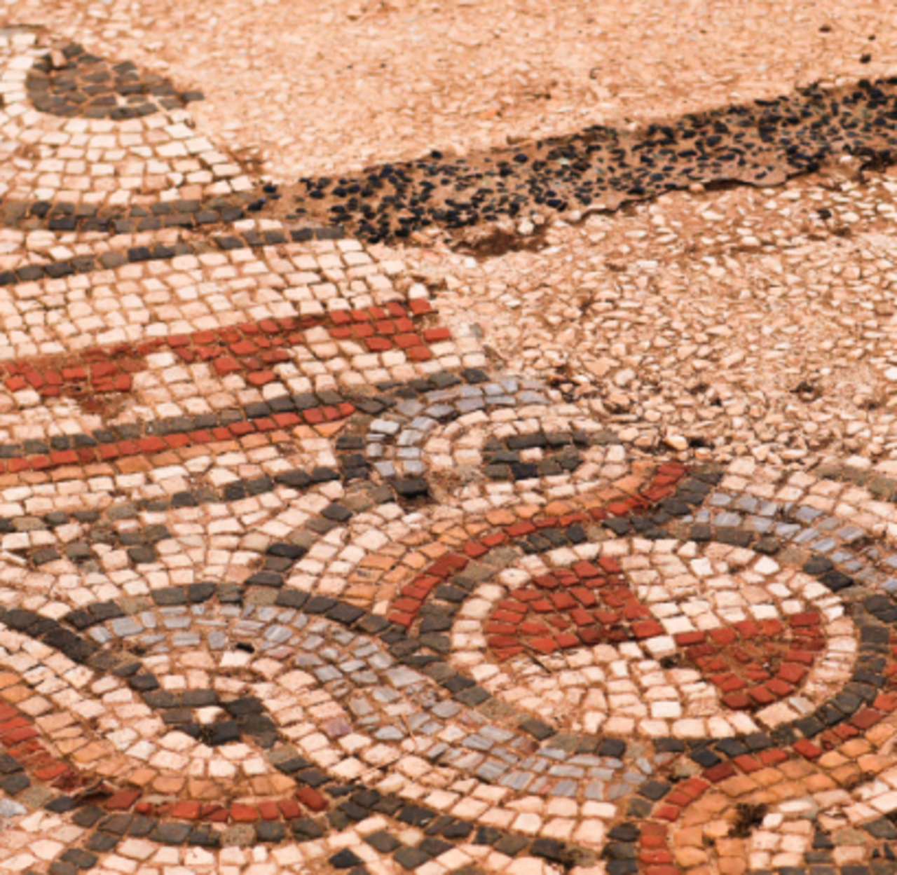 Arqueología entre Roma y la Edad Media: más allá de las villae y los castillos