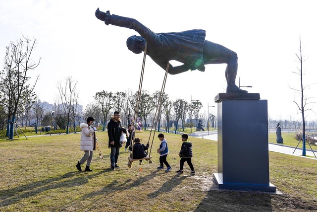 El proyecto “DelasCallesunMUSEO” se despide con un coloquio del periodista, escritor e historiador del arte Peio H. Riaño