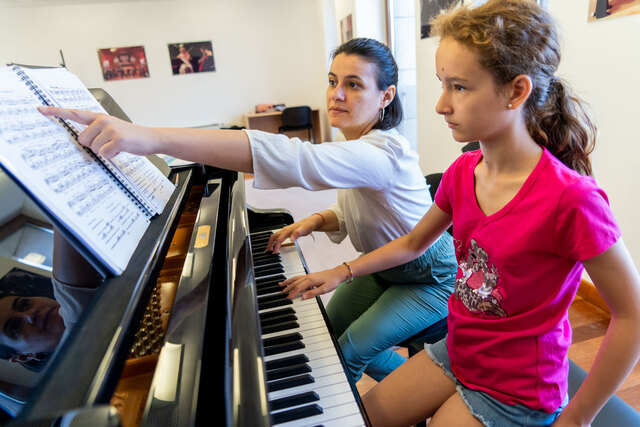 Jóvenes músicos santanderinos podrán recibir clases magistrales de la Fundación Albéniz en el Conservatorio Profesional Ataúlfo Argenta